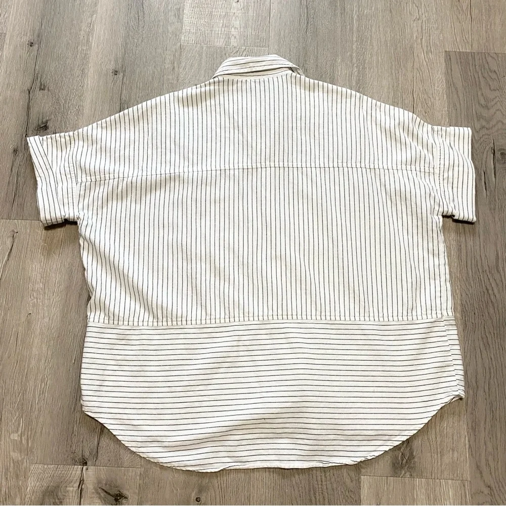 Madewell White Button-Down Shirt with Blue Pinstripes - Picture 2 of 4